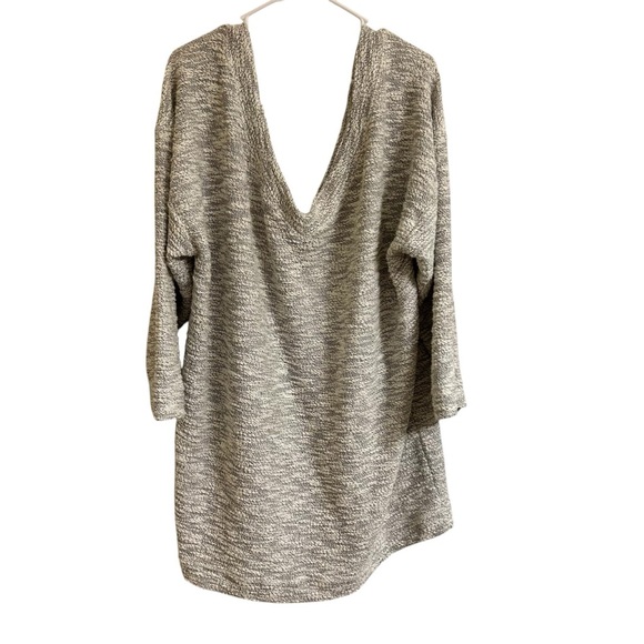 Free People FP Beach Fireside Gray White Textured Cover-up Tunic Sweater Sz M/L - Picture 1 of 12